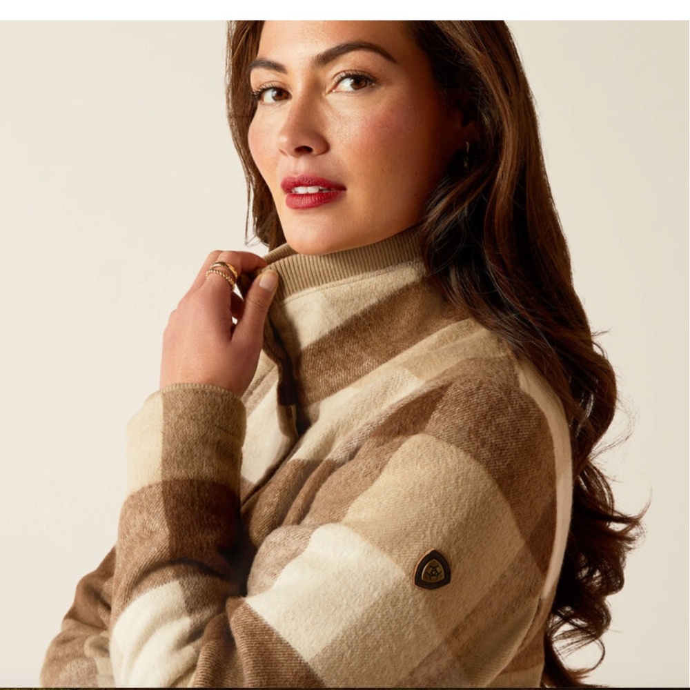 Ariat Women's Maryland Jacket in Brown and Cream Plaid size S - Picture 11 of 11